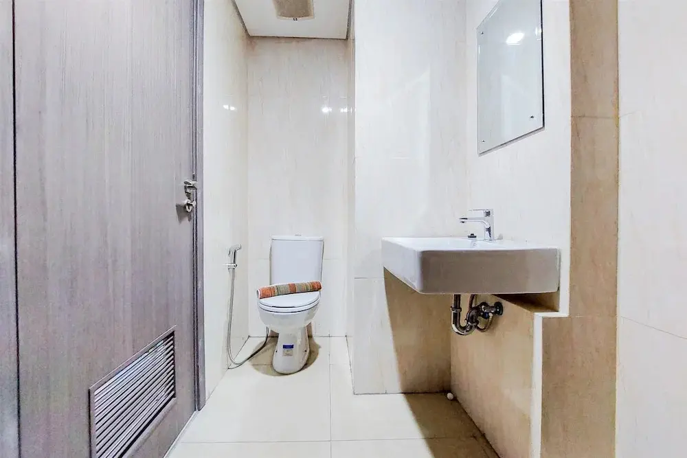 Южный Тангеранг: Homey And Cozy Stay 1Br Tamansari Bintaro Mansion Apartment