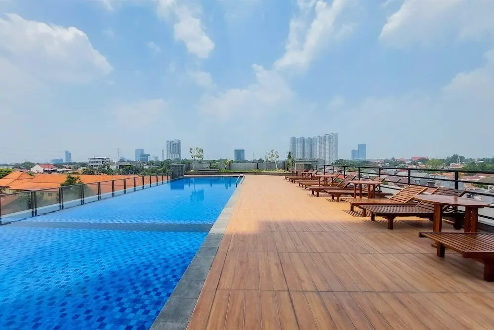 Южный Тангеранг: Homey And Cozy Stay 1Br Tamansari Bintaro Mansion Apartment
