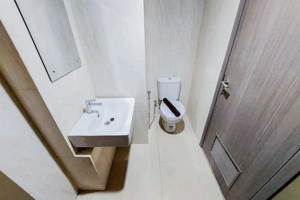 Южный Тангеранг: Comfortable And Tidy Studio Tamansari Bintaro Mansion Apartment