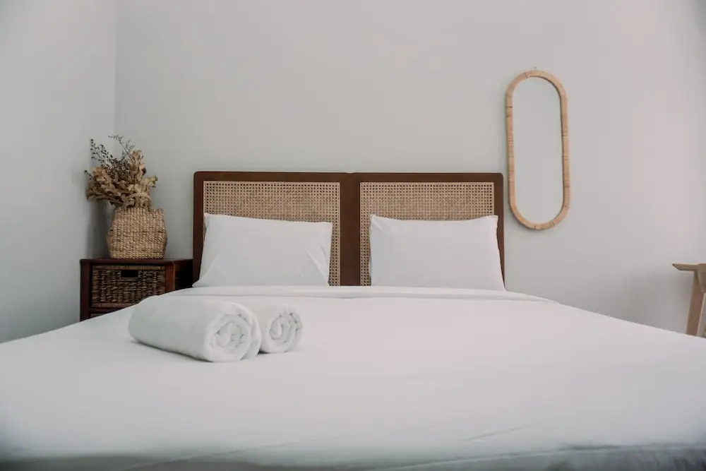 Южный Тангеранг: Homey And Enjoy Living Studio Transpark Bintaro Apartment