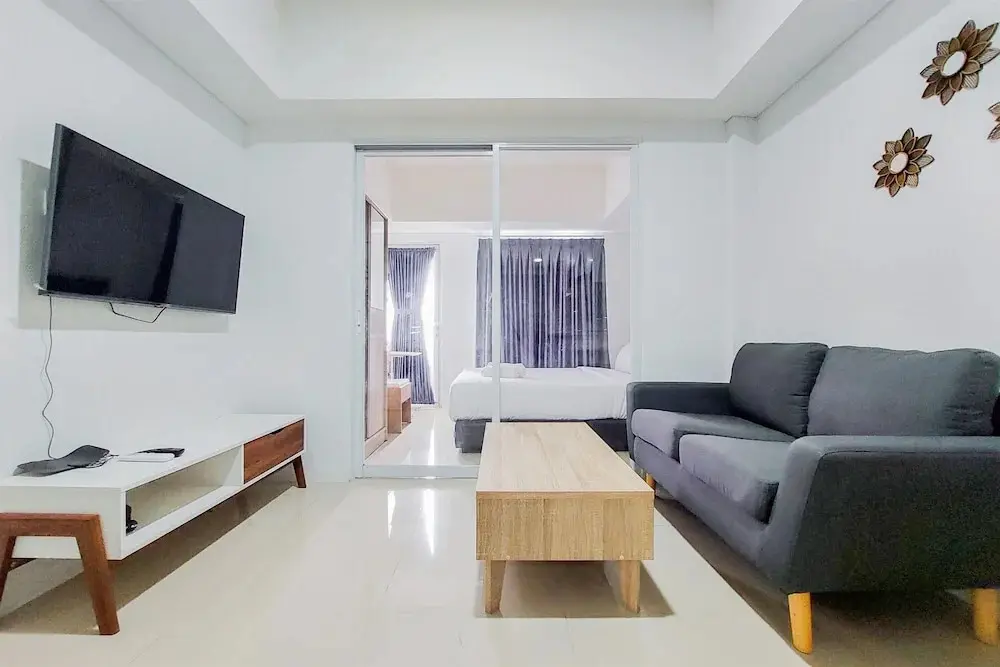 Южный Тангеранг: Simply Look And Comfort 1Br Tamansari Bintaro Mansion Apartment
