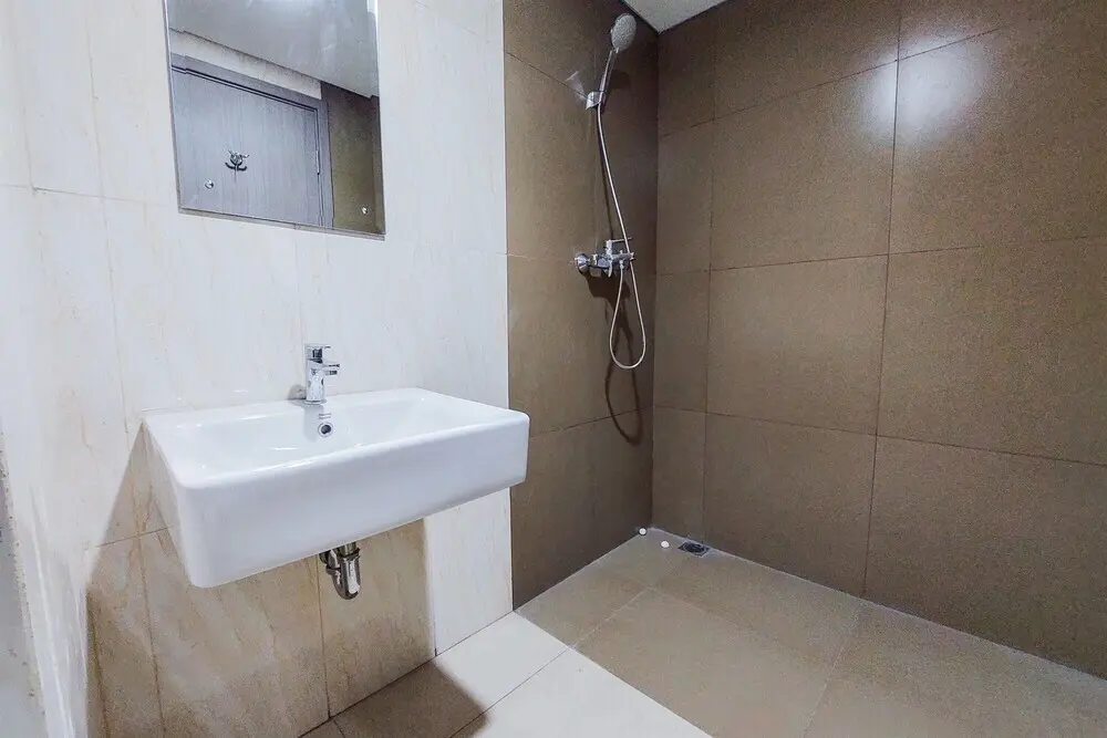 Южный Тангеранг: Simply Look And Comfort 1Br Tamansari Bintaro Mansion Apartment