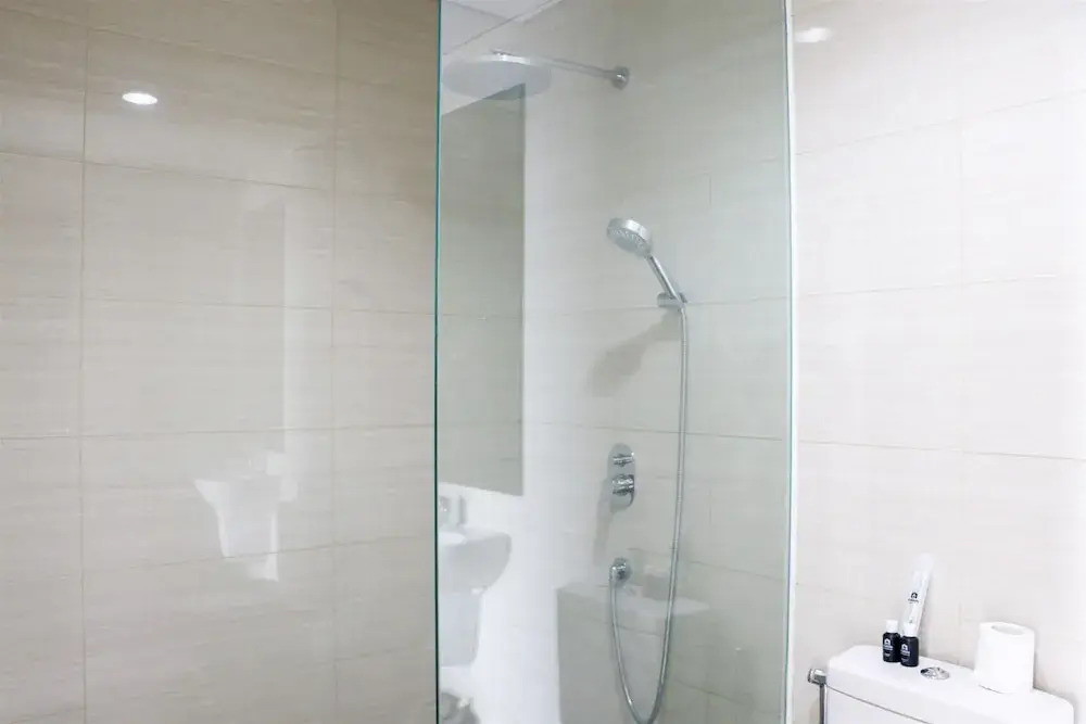Джакарта: Modern And Compact Designed 1Br At Ciputra International Apartment