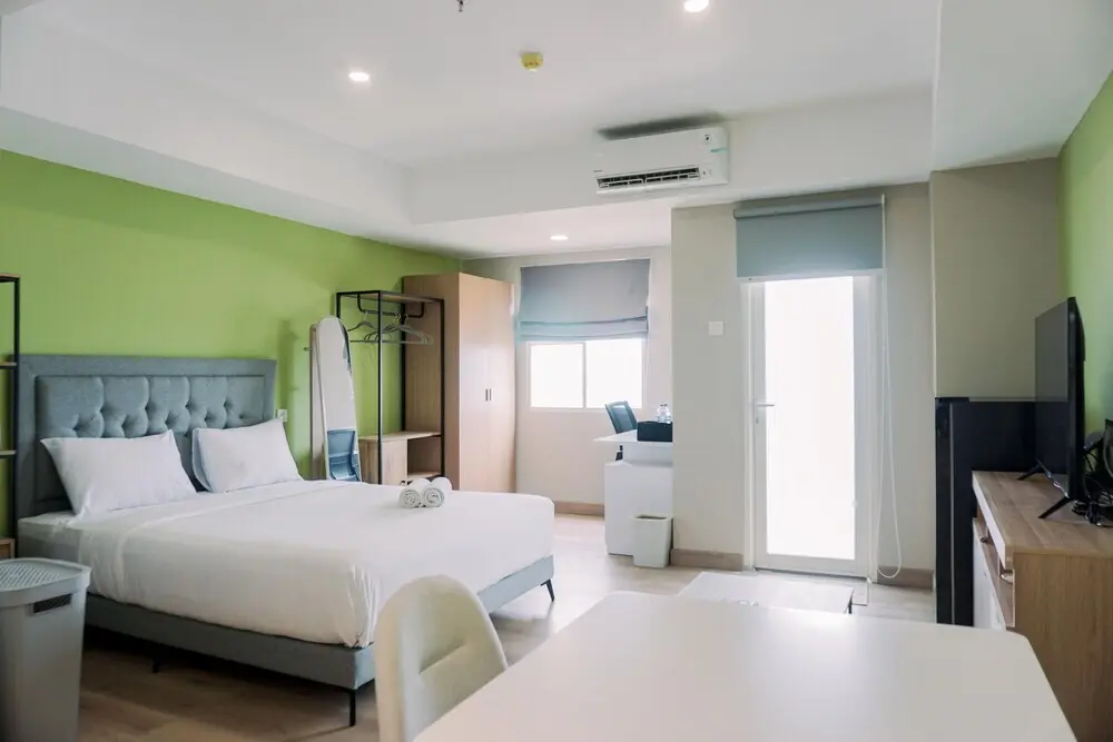 Южный Тангеранг: Well Furnished And Cozy Studio Baileys Apartment