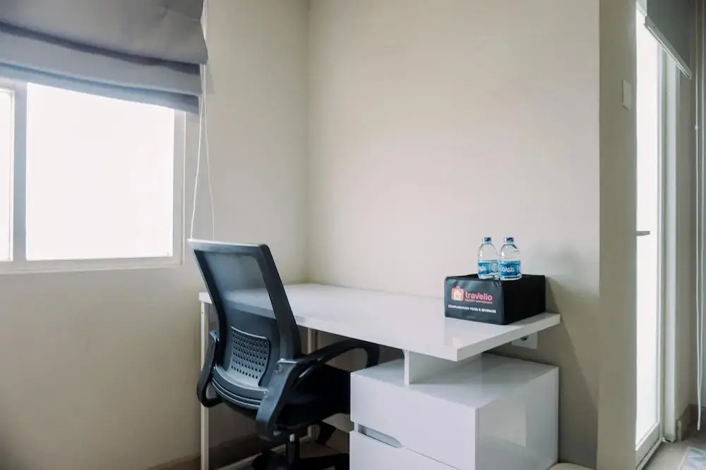 Южный Тангеранг: Well Furnished And Cozy Studio Baileys Apartment