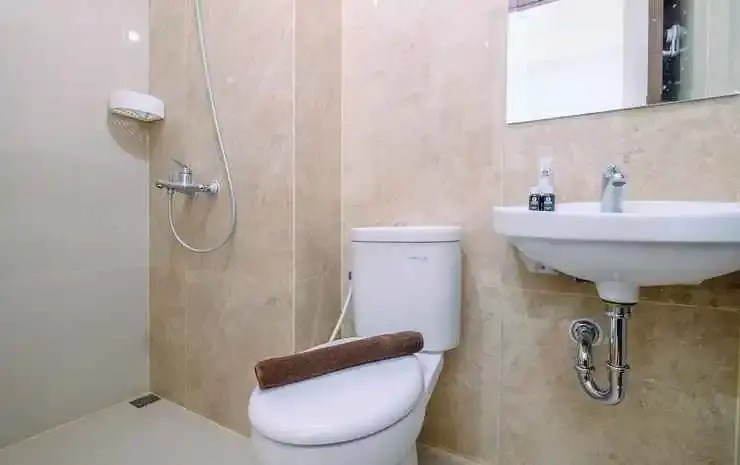 Депок: Comfy And Modern Studio Transpark Cibubur Apartment