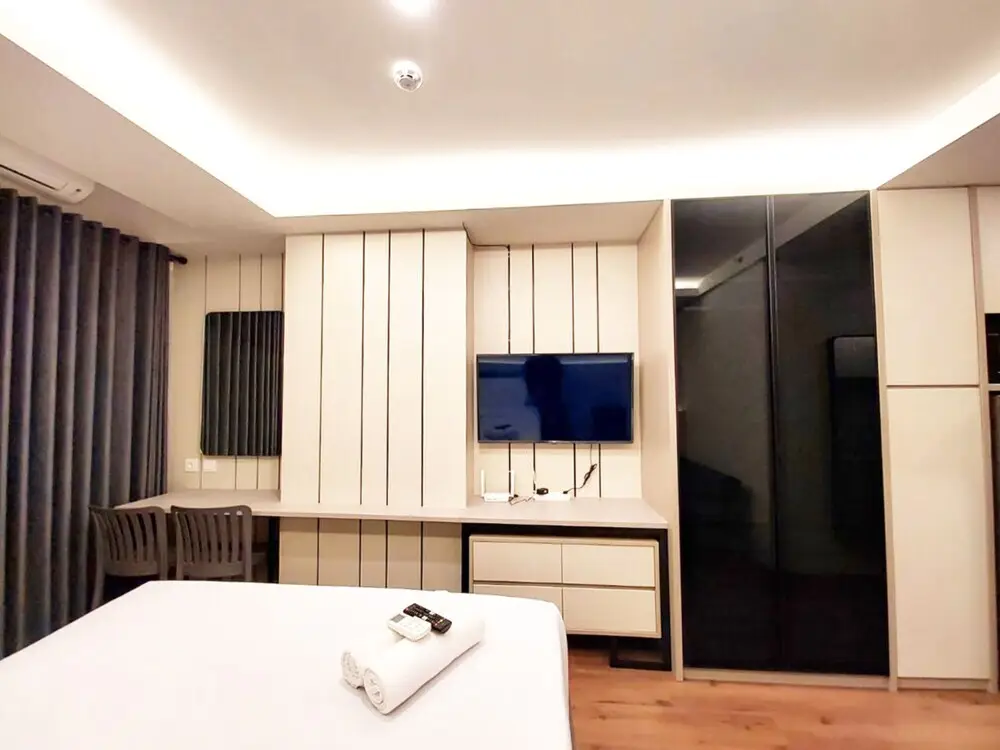 Nice And Homey Studio At Mataram City Apartment — фото 1