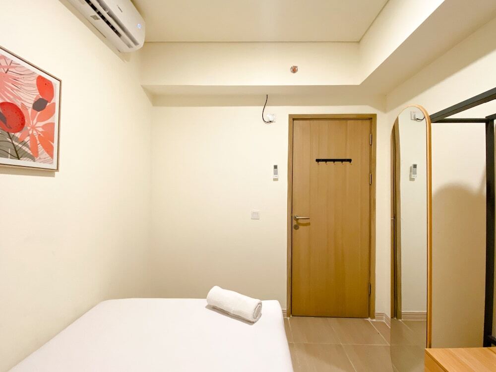 Сибату: Spacious And Homey 2Br At Meikarta Apartment