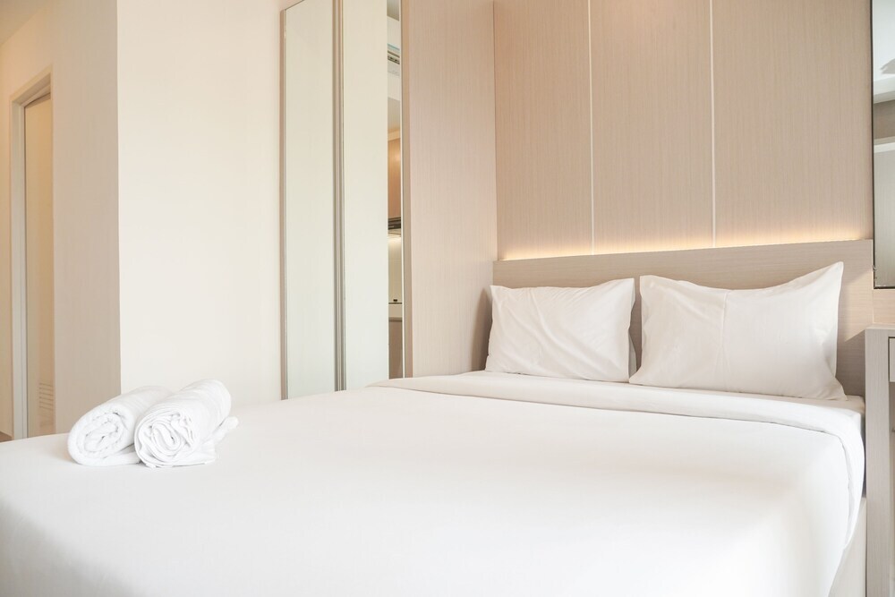 Южный Тангеранг: Modern Look Studio Tokyo Riverside Pik 2 Apartment