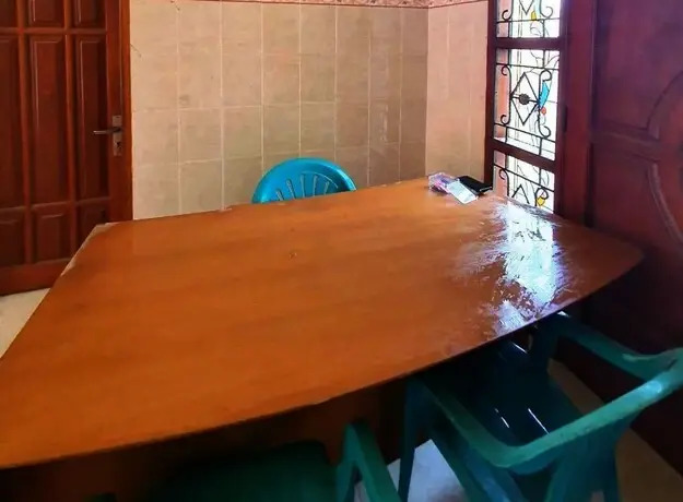 Сурабая: Spot On 93290 Homestay Betro Syariah