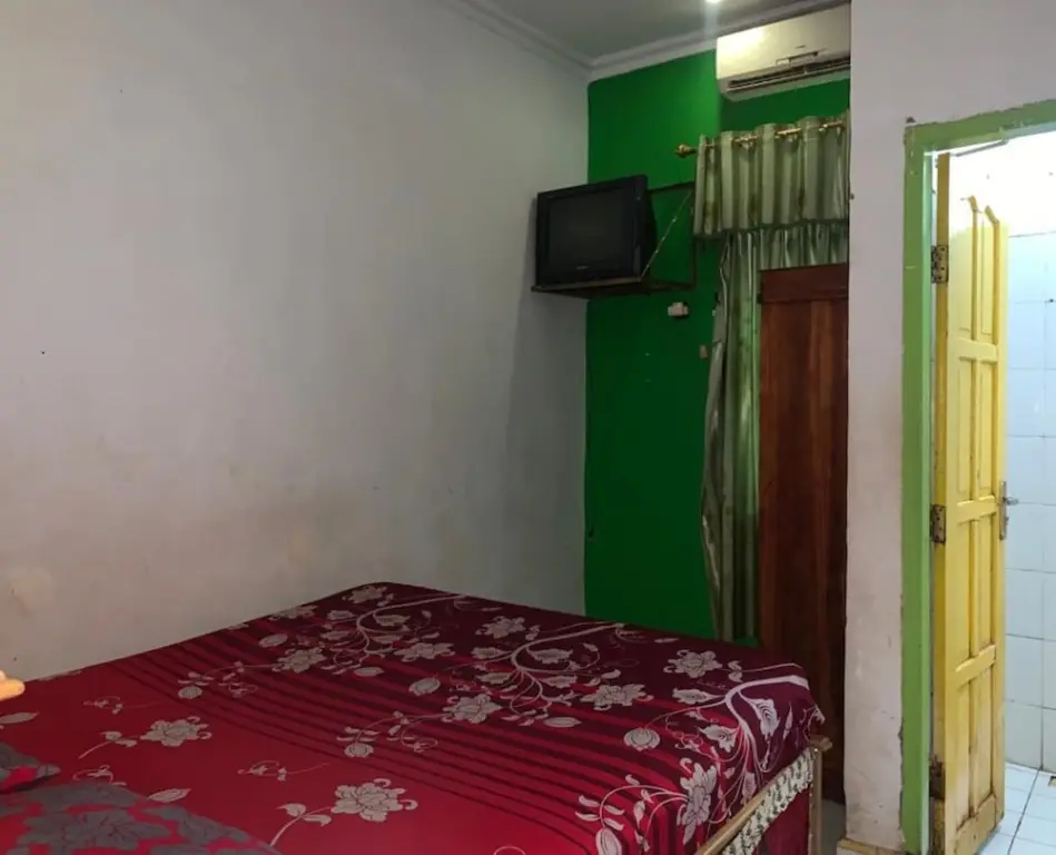 Макассар: Oyo 93304 Wisma La Oda Syariah