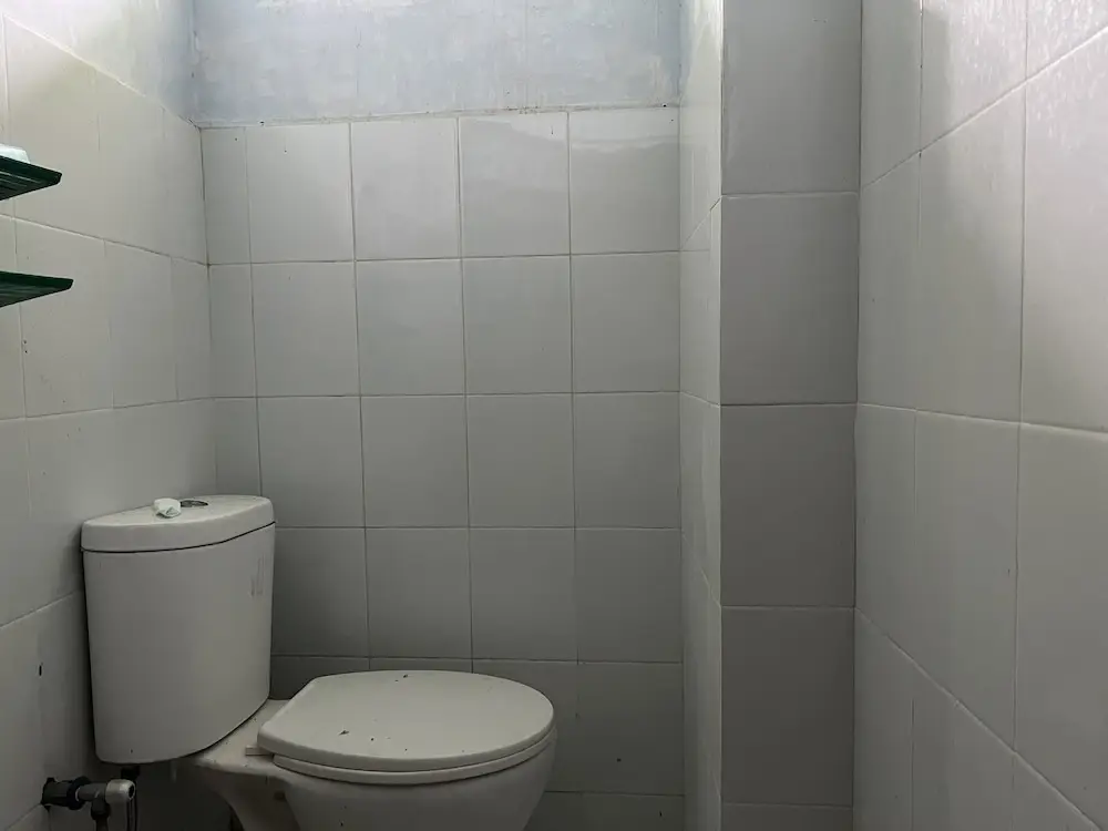 Макассар: Oyo 93304 Wisma La Oda Syariah