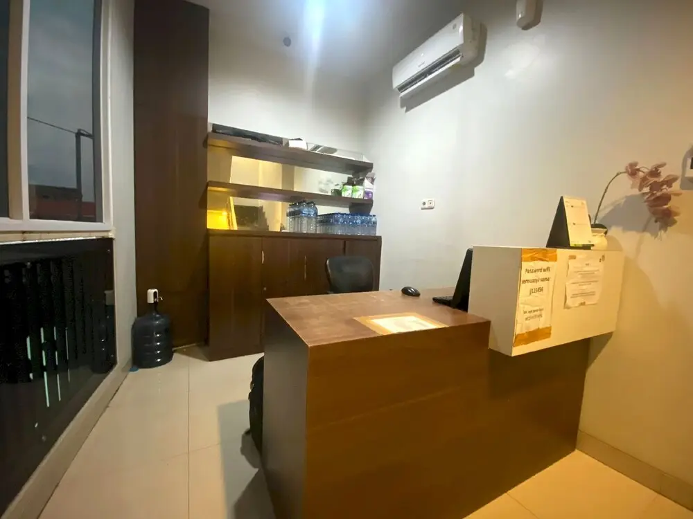 Джакарта: Super Oyo 93287 Pioneer Pasar Baru