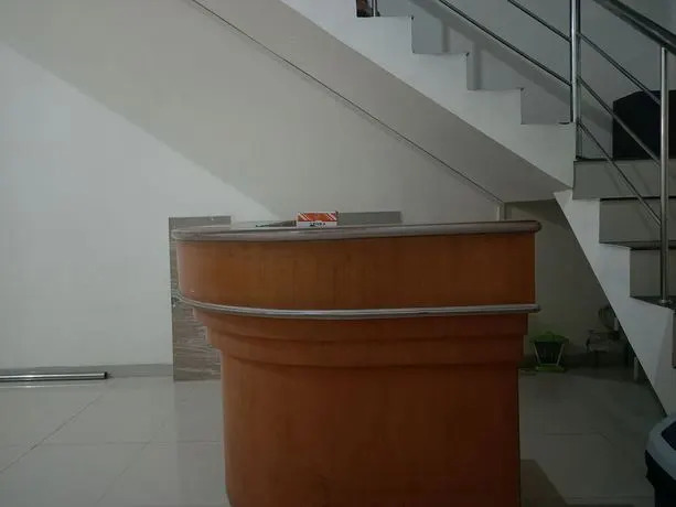 Кендари: Oyo 93309 Mely Homestay