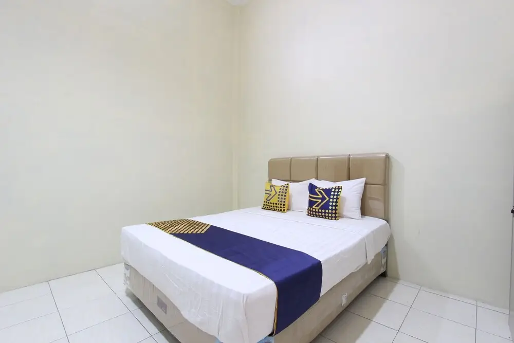 Клатен: Spot On 93245 Guet House Mulia Dua Syariah