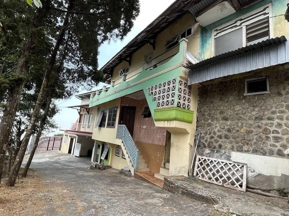 Травас: OYO 93277 Villa Kemiloko Syariah