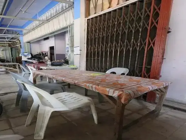 Батам: SPOT ON 93276 Fendi 2 Homestay SyariahNearPelabuhan Feri Batam Centre