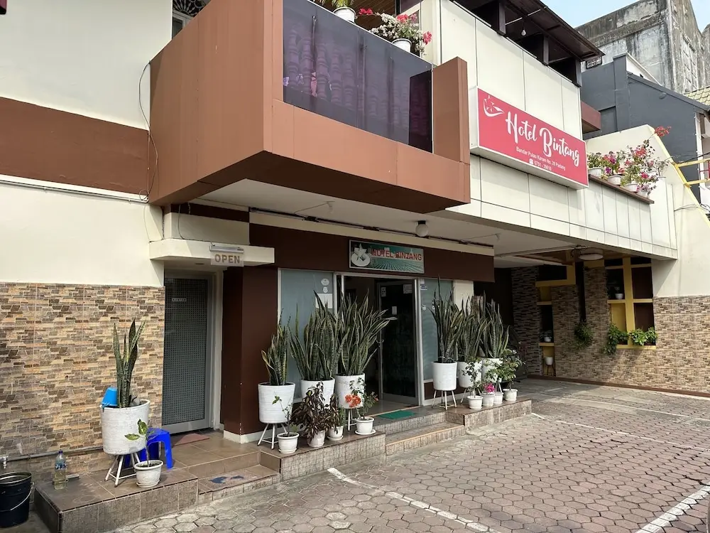 Паданг: Capital O 93291 Bintang Hotel
