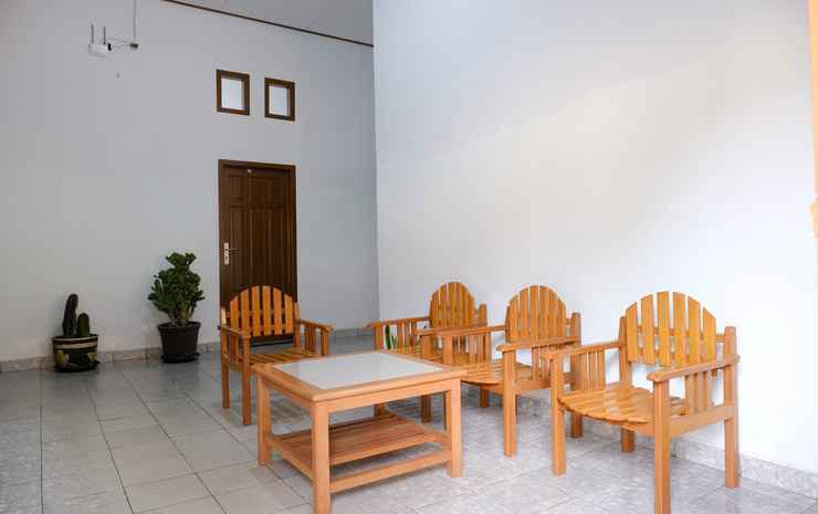 Белитунг: OYO 2766 Kezia Kost