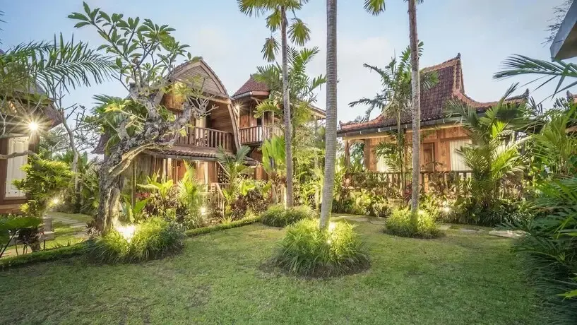 Убуд: Picturesque Private Joglo Villa Near Monkey Forest