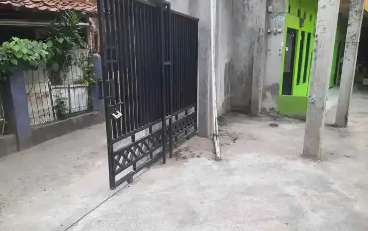 Караванг: OYO Life 93023 Kost Bulan Karawang