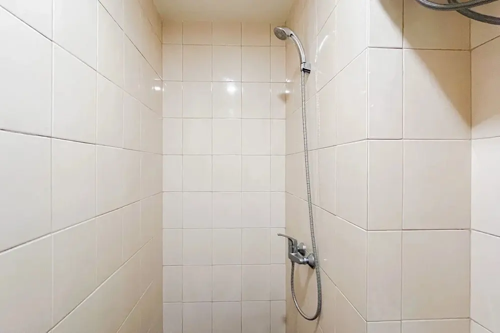Макассар: Modern And Best Deal Studio Vida View Makassar Apartment