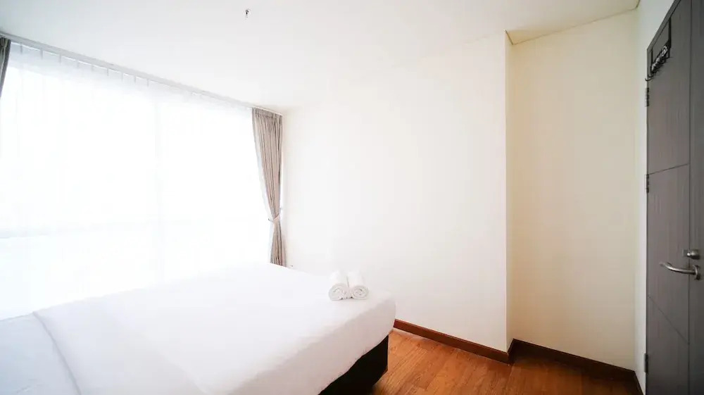 Сурабая: Best Location And Strategic 2Br At Praxis Apartment