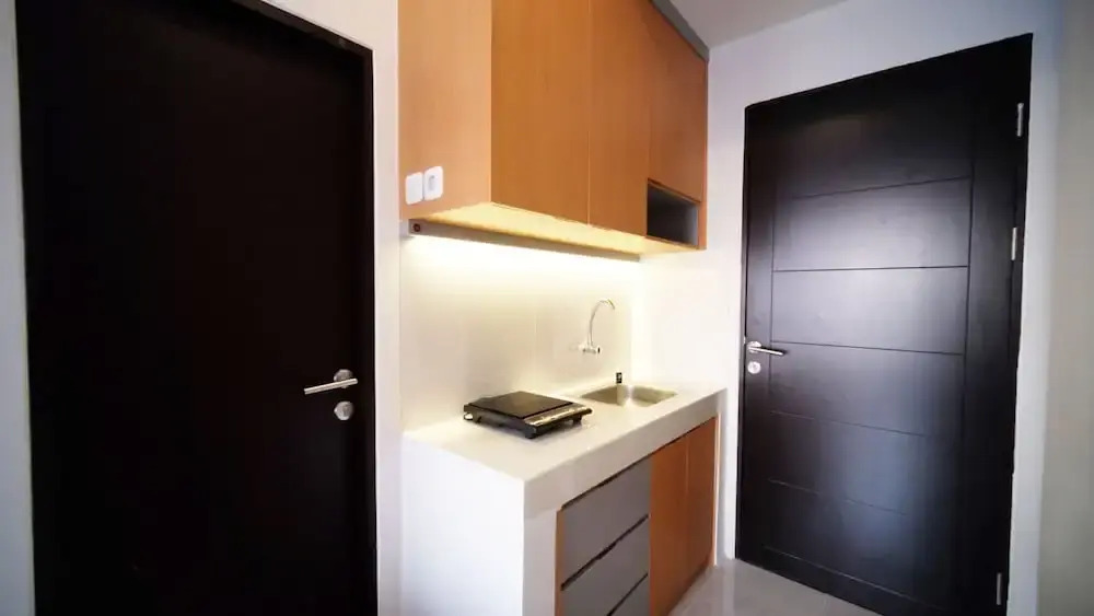 Сидоарджо: Tidy And Cozy Stay Studio Apartment At Suncity Residence