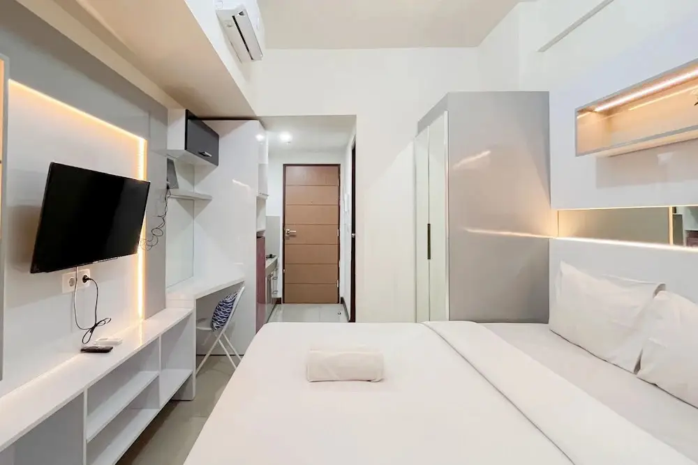 Макассар: Cozy Living And Homey Studio Vida View Makassar Apartment
