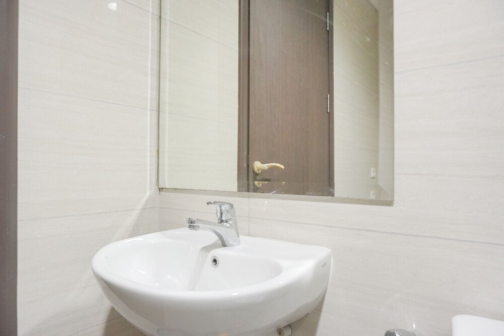 Джакарта: Nice And Wonderful 2Br Ciputra International Apartment