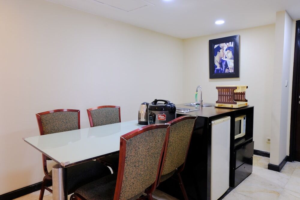Бандунг: Strategic And Comfortable 2Br At Braga City Walk Apertment