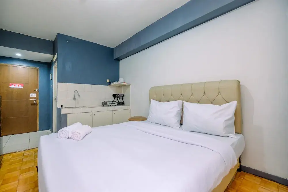 Богор: Modern Look Studio At Bogor Valley Apartment
