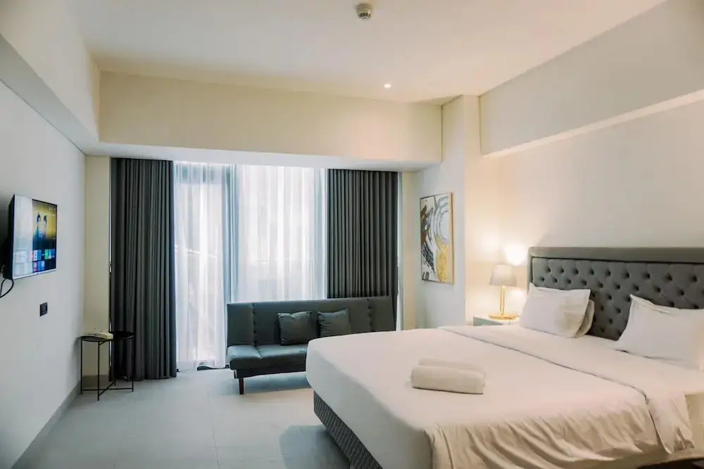 Legok: Good Choice And Nice Studio Apartment At Carstensz Residence