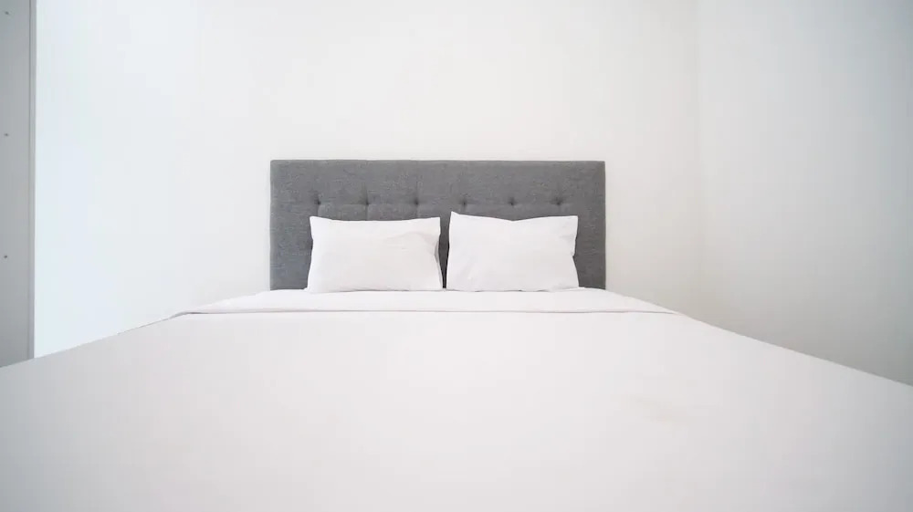 Сурабая: Compact And Homey 2Br At Benson Supermall Mansion Apartment