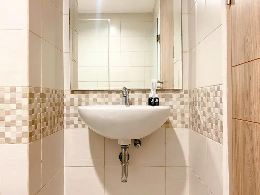 Бекаси: Good Deal And Elegant Studio Tamansari Iswara Apartment