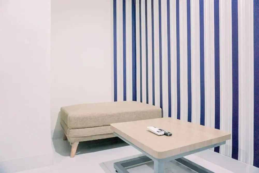 Джакарта: Homey And Warm 1Br At Sentraland Cengkareng Apartment