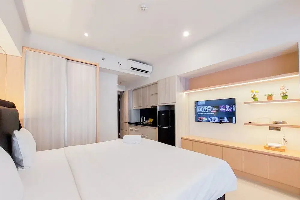 Legok: Fancy And Nice Studio Apartment Carstensz Residence