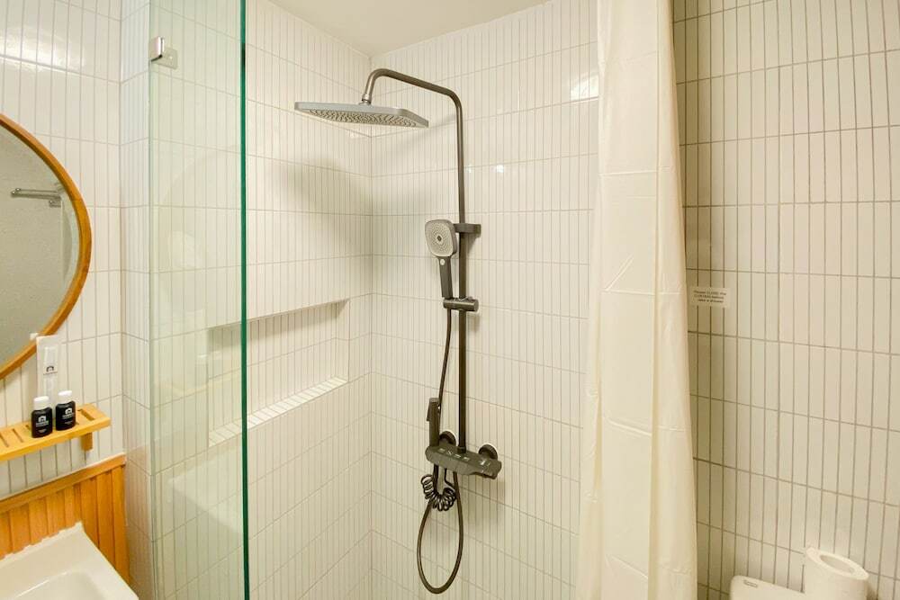 Южный Тангеранг: Spacious And Homey 1Br Tokyo Riverside Pik 2 Apartment