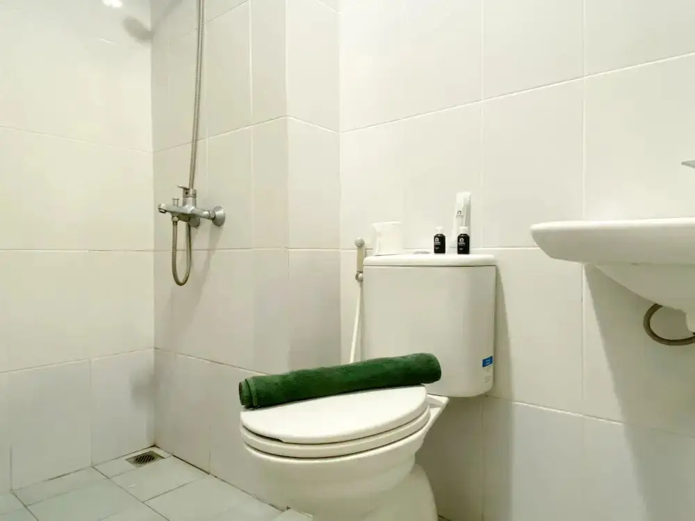 Бекаси: Modern And Nice 2Br At Patraland Urbano Apartment