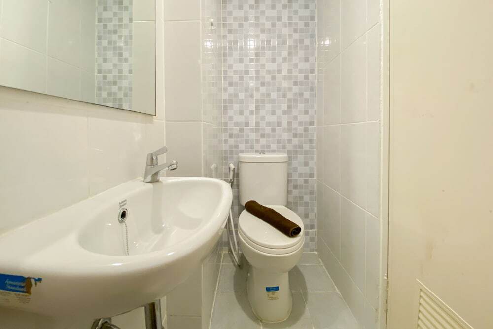 Южный Тангеранг: Modern Furnished And Homey Studio Tokyo Riverside Pik 2 Apartment