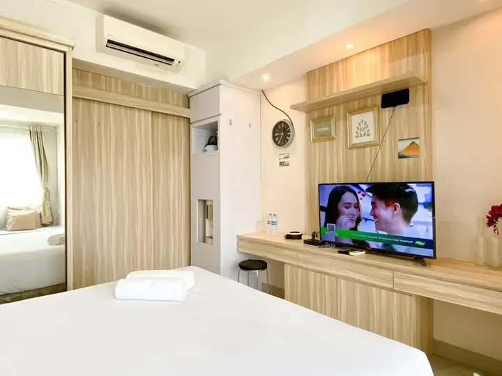 Чикаранг: Cozy And Minimalist 1Br Oasis Cikarang Apartment