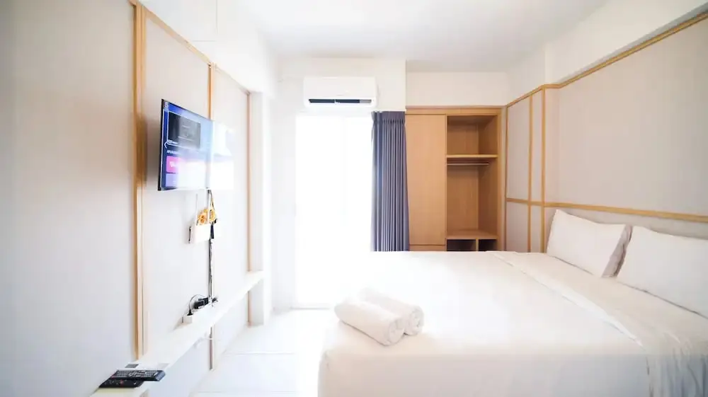 Сидоарджо: Simple And Tidy Studio Apartment At Suncity Residence