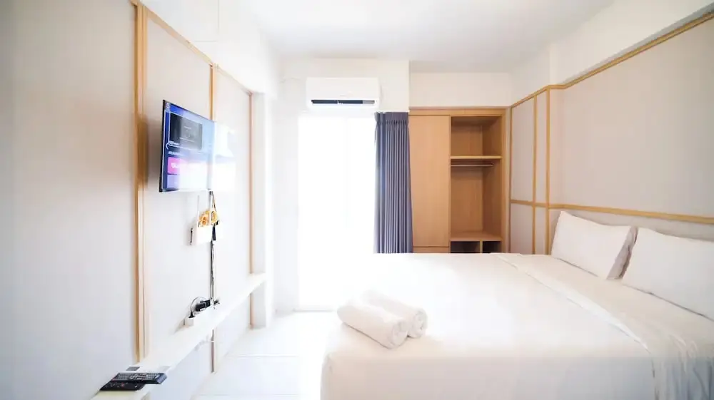 Сидоарджо: Simple And Tidy Studio Apartment At Suncity Residence