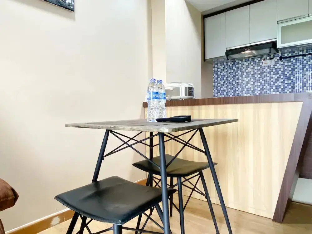 Караванг: Best Deal And Homey 1Br Apartment Grand Sentraland Karawang