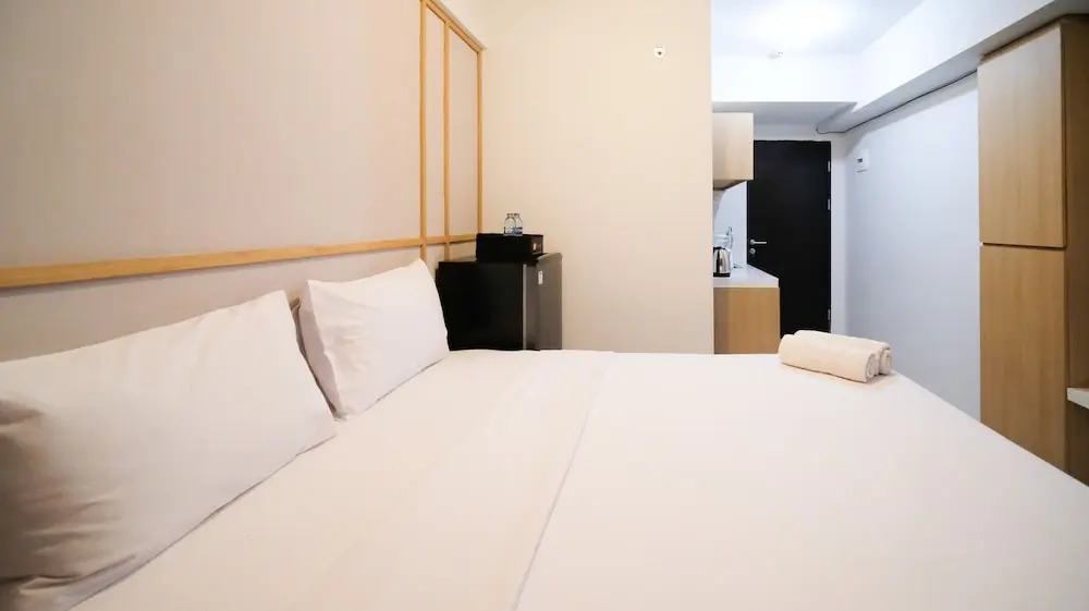 Сидоарджо: Good Location And Best Deals Studio Apartment At Suncity Residence