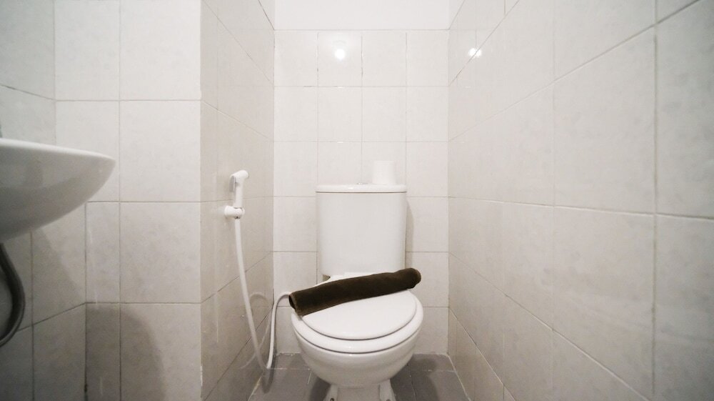 Сидоарджо: Good Location And Best Deals Studio Apartment At Suncity Residence