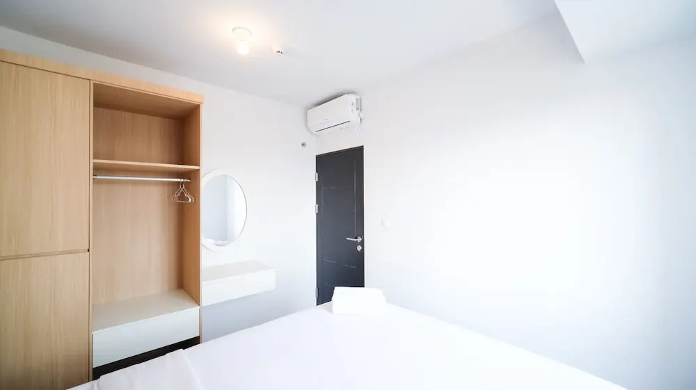 Сидоарджо: Comfy And Spacey 2Br Apartment At Suncity Residence
