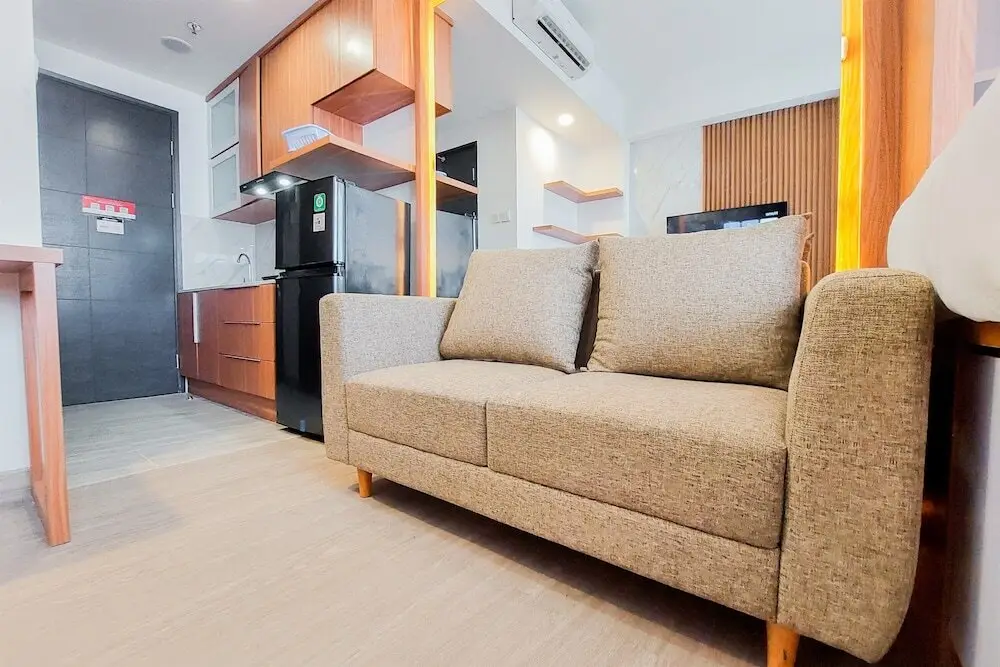 Тангеранг: Good And Homey Studio At Collins Boulevard Apartment