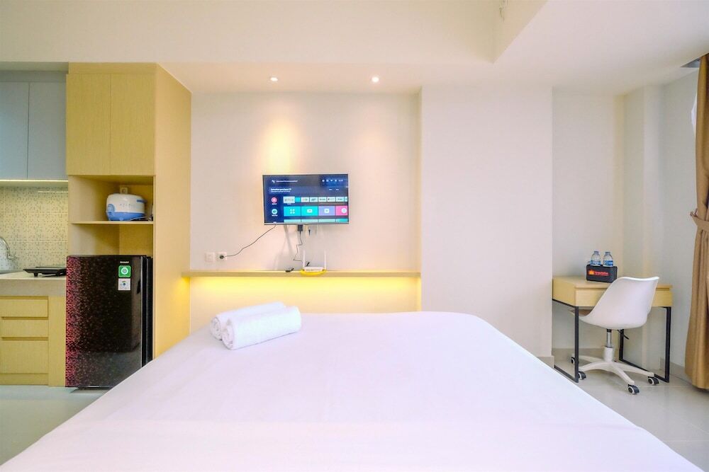 Депок: Minimalist Studio At Evenciio Margonda Apartment