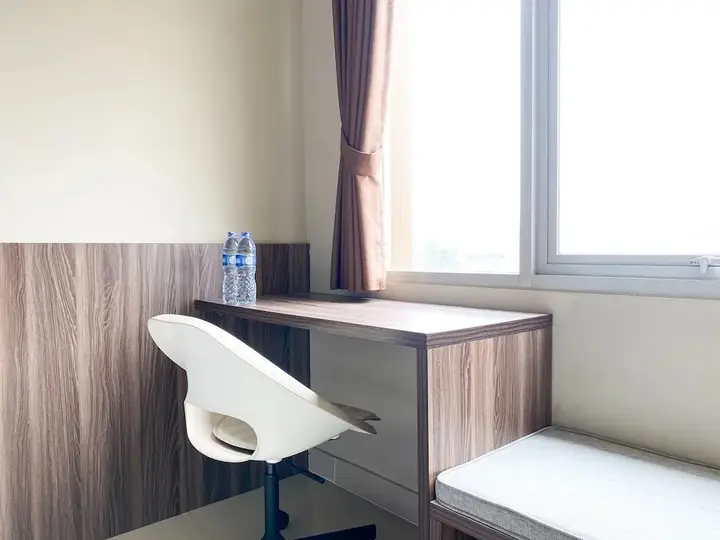 Бекаси: Modern Studio At Gateway Park Lrt City Bekasi Apartment